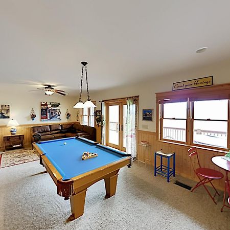 Mountain-View Scenic Wolf Home - Game Room & Bar Home Swiss Exterior photo